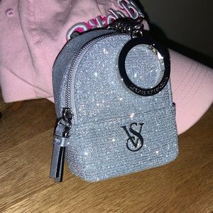 🦄VS NWOT Mini Glimmer BackPack Keychain